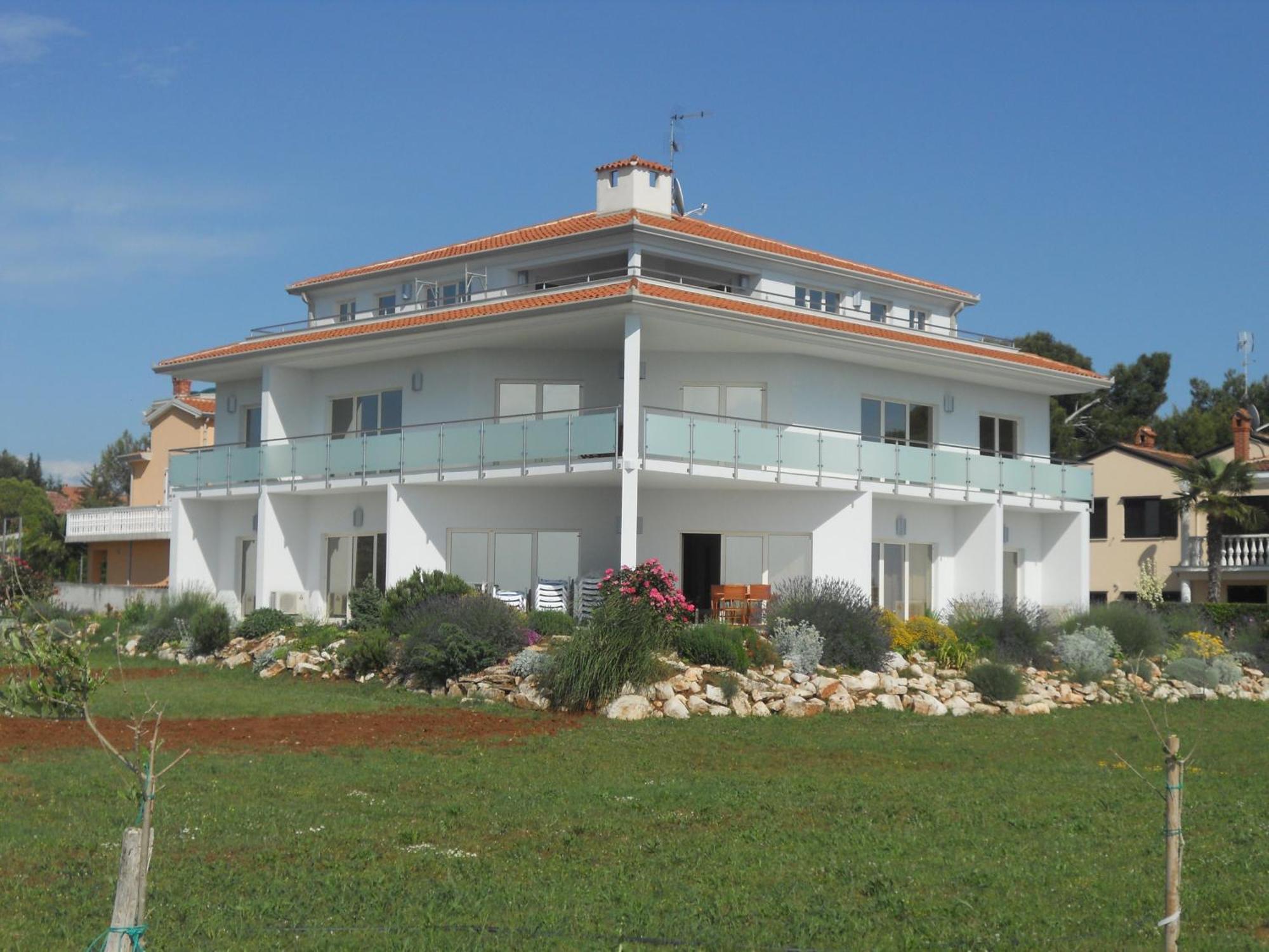 Apartments Alen Umag Exterior photo